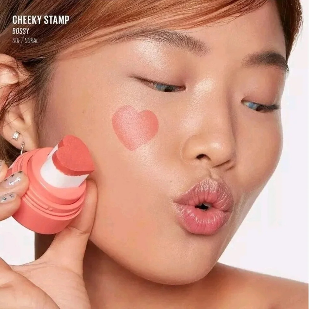 Kaja blush cheeky